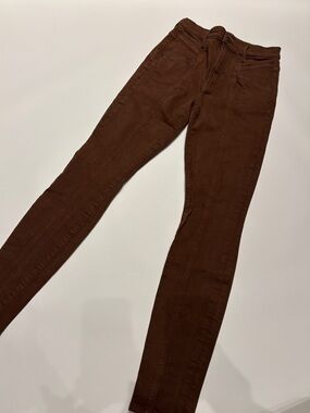 MOTHER Skinny High-Rise Jeans in Chocolate Brown